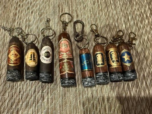 cuban cigar key chain